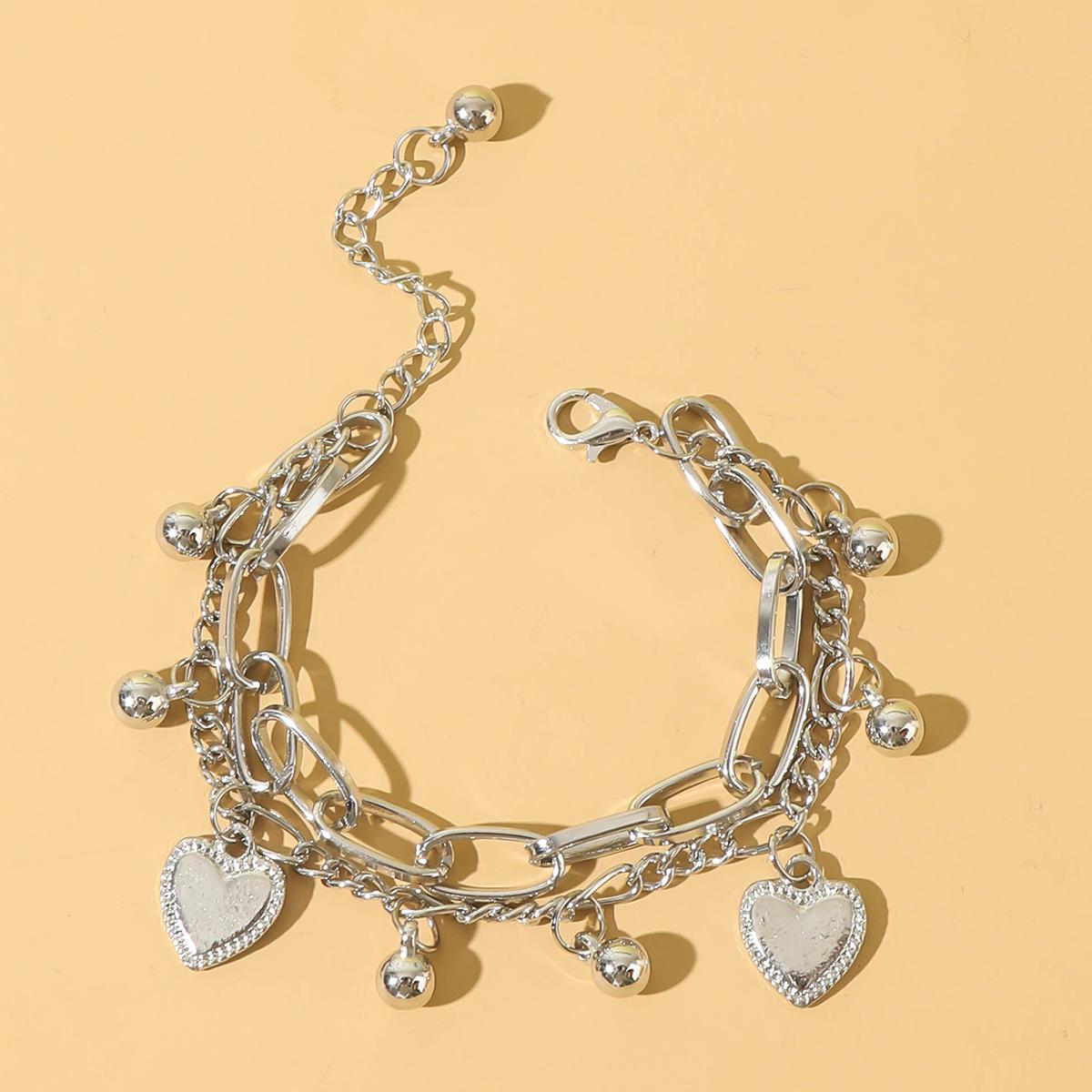 Cross border European and American peach heart super sparkling two-color bracelet, simple and elegant, versatile bracelet
Cross border European and American peach heart super sparkling two-color bracelet, simple and elegant, versatile bracelet