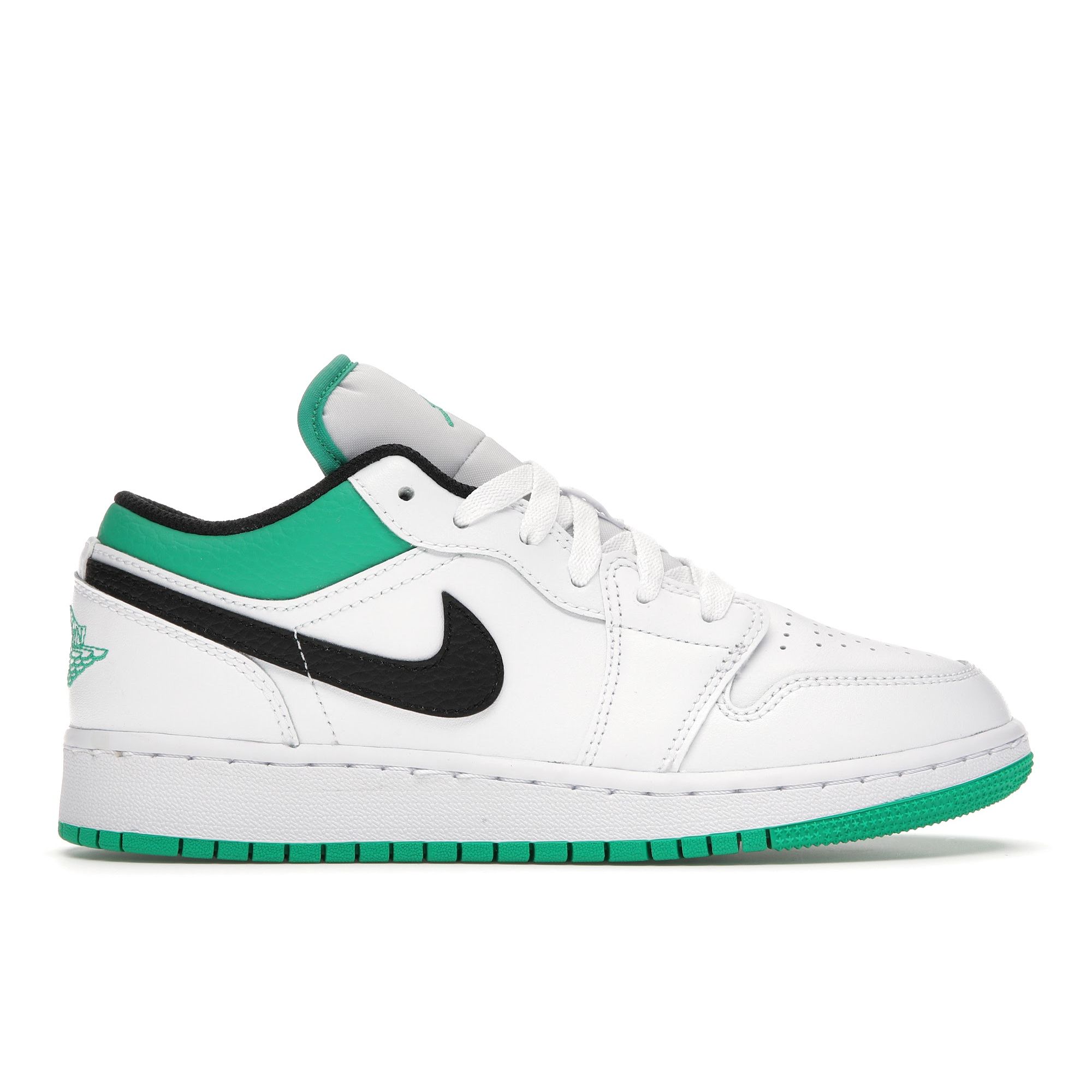 Детские кроссовки Air Jordan 1 Low GS White Lucky Green Stadium-Green Black 553560-129
Детские кроссовки Air Jordan 1 Low GS White Lucky Green Stadium-Green Black 553560-129