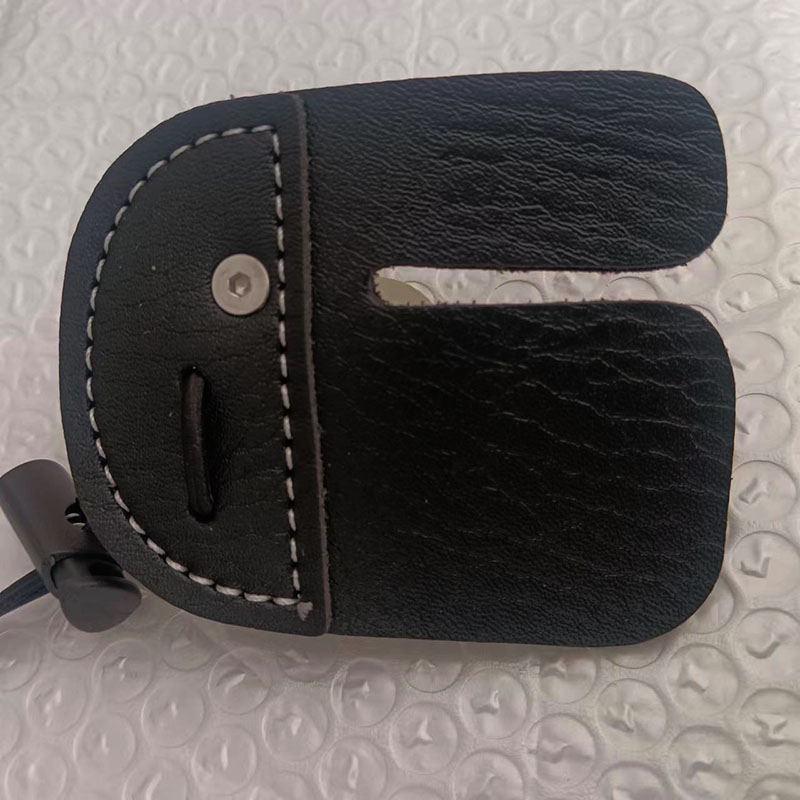 Recurve Bow Traditional Finger Guard, Single/Double Layer, Microfiber Material, Easy to Wear & Durable.
Recurve Bow Traditional Finger Guard, Single/Double Layer, Microfiber Material, Easy to Wear & Durable.