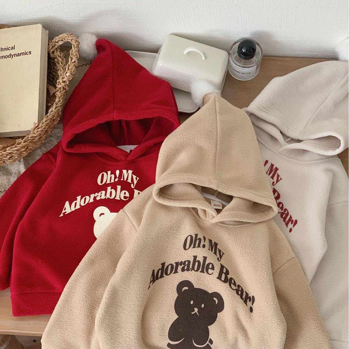 2024 Children s Christmas Cartoon Fleece Hooded Sweatshirt for Boys and Girls 90 cm світло-коричневого кольору
2024 Children s Christmas Cartoon Fleece Hooded Sweatshirt for Boys and Girls 90 cm світло-коричневого кольору