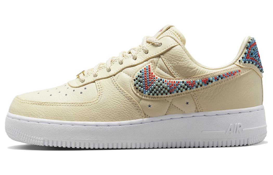 Nike Air Force 1 Low Premium Goods The Bella Women s DV2957-200 41
Nike Air Force 1 Low Premium Goods The Bella Women s DV2957-200 41