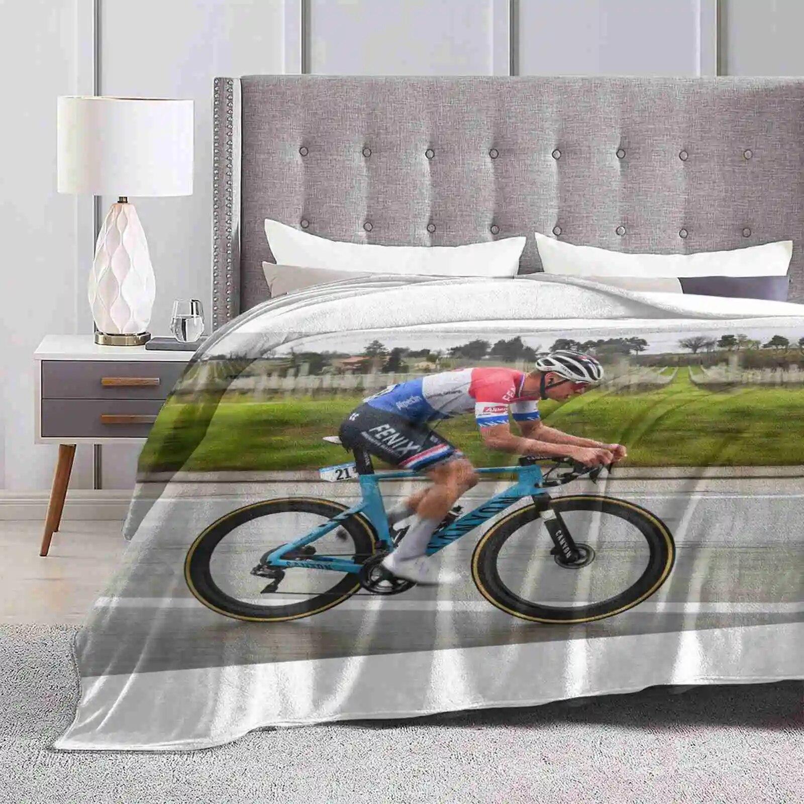 Супер теплые мягкие одеяла Mathieu Van Der Poel, накидка на диван/кровать/путешествие Mathieu Van Der Poel Mvdp Wout Van Aert Cyclocross
Супер теплые мягкие одеяла Mathieu Van Der Poel, накидка на диван/кровать/путешествие Mathieu Van Der Poel Mvdp Wout Van Aert Cyclocross