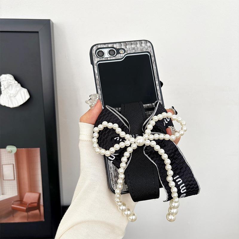 For Samsung Zflip5 Plaid Mobile Phone Case for Huawei Pocket2 Folding Screen Flip Bow Pearl Female Model For Samsung ZFlip3
For Samsung Zflip5 Plaid Mobile Phone Case for Huawei Pocket2 Folding Screen Flip Bow Pearl Female Model For Samsung ZFlip3