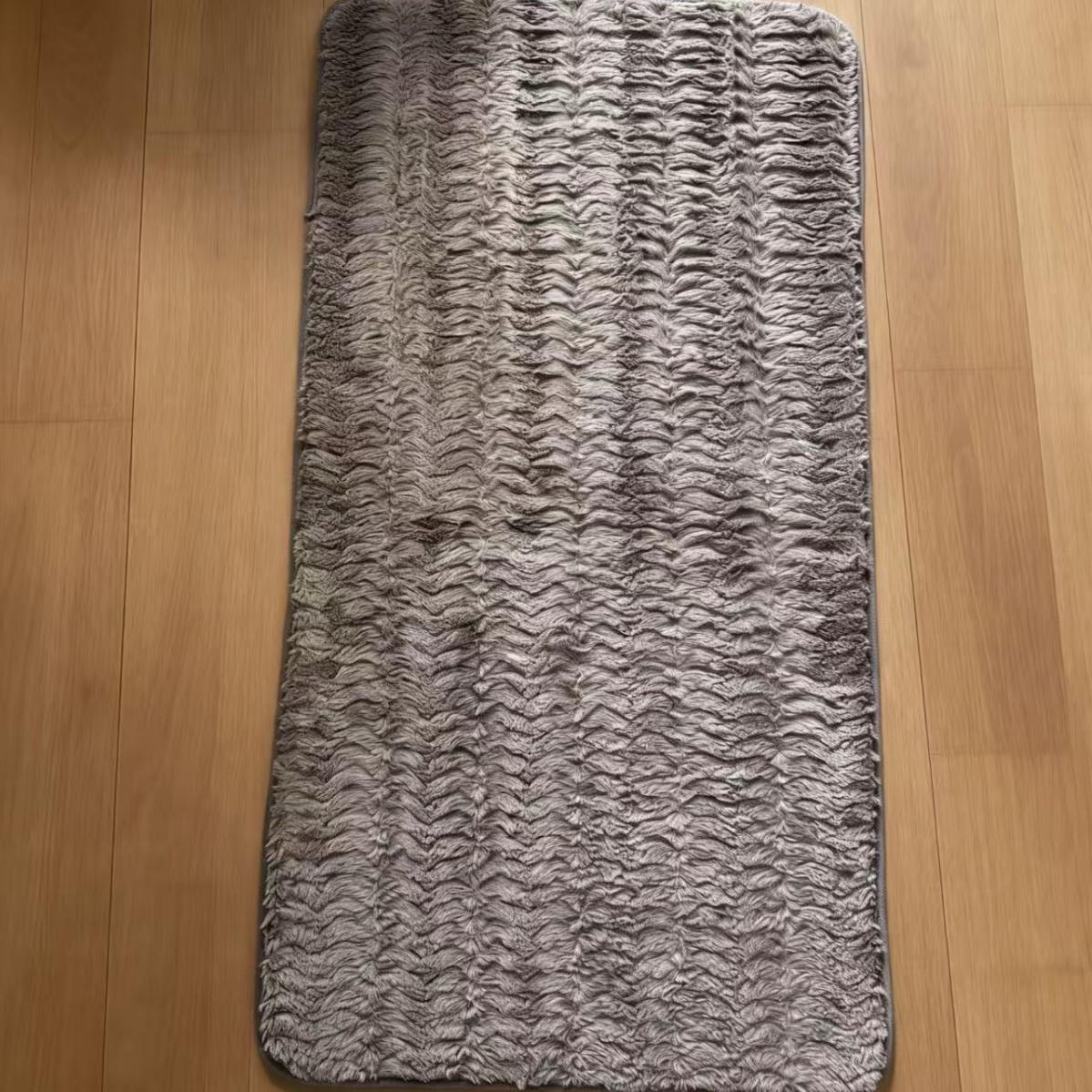 Machine Washable Non-Slip Coral Fleece Rug for Bedside & Bathroom 120cm x 60cm серый
Machine Washable Non-Slip Coral Fleece Rug for Bedside & Bathroom 120cm x 60cm серый