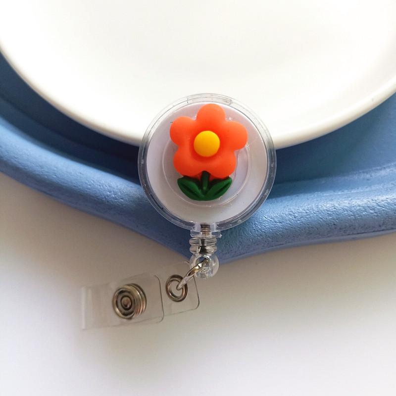 Зыбучие пески, милые фрукты, мультяшные кнопки, которые легко вытащить, кнопка расширения, значок медсестры, набор рабочих карточек, зажим для шнурка, кнопка