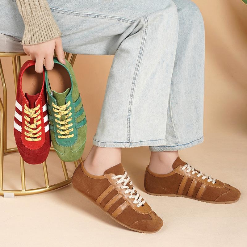 Women s platform casual shoes Women s shoes Children s platform leather casual shoes Women s red cowhide shoes 39 темно-червоний колір
Women s platform casual shoes Women s shoes Children s platform leather casual shoes Women s red cowhide shoes 39 темно-червоний колір