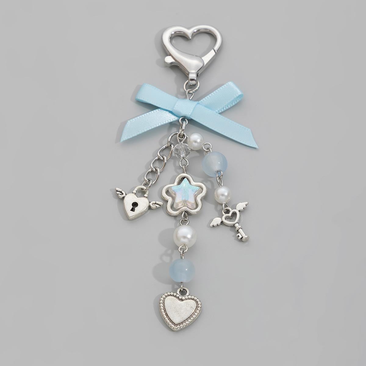 Small Fresh, Sweet And Cool Strawberry Bow Keychain, Creative Flower Star Love-Shaped Jewelry
Small Fresh, Sweet And Cool Strawberry Bow Keychain, Creative Flower Star Love-Shaped Jewelry