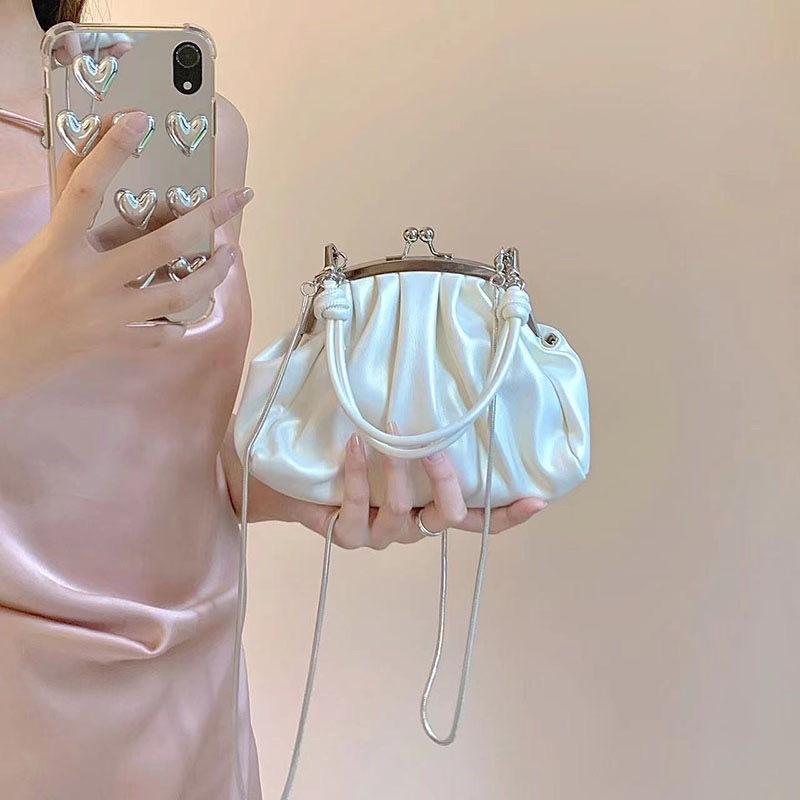 Мила плісирована сумка-клатч Нішева Висококласна Модна Сумка на Ланцюжку KTY
Мила плісирована сумка-клатч Нішева Висококласна Модна Сумка на Ланцюжку KTY