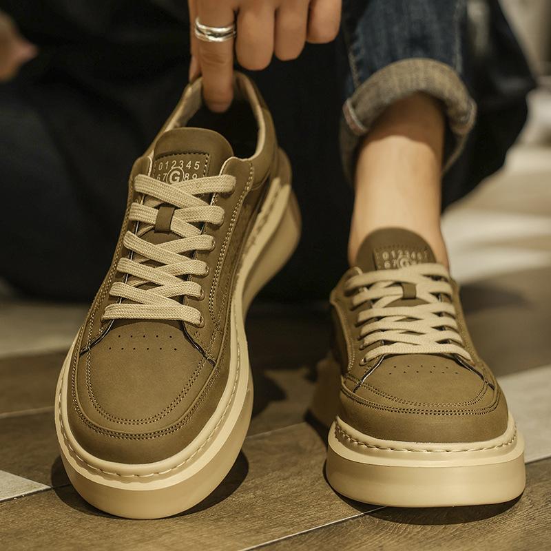 Men s shoes increase in height New winter trend versatile men s casual leather shoes Sports non-slip lightweight soft sole 44
Men s shoes increase in height New winter trend versatile men s casual leather shoes Sports non-slip lightweight soft sole 44
