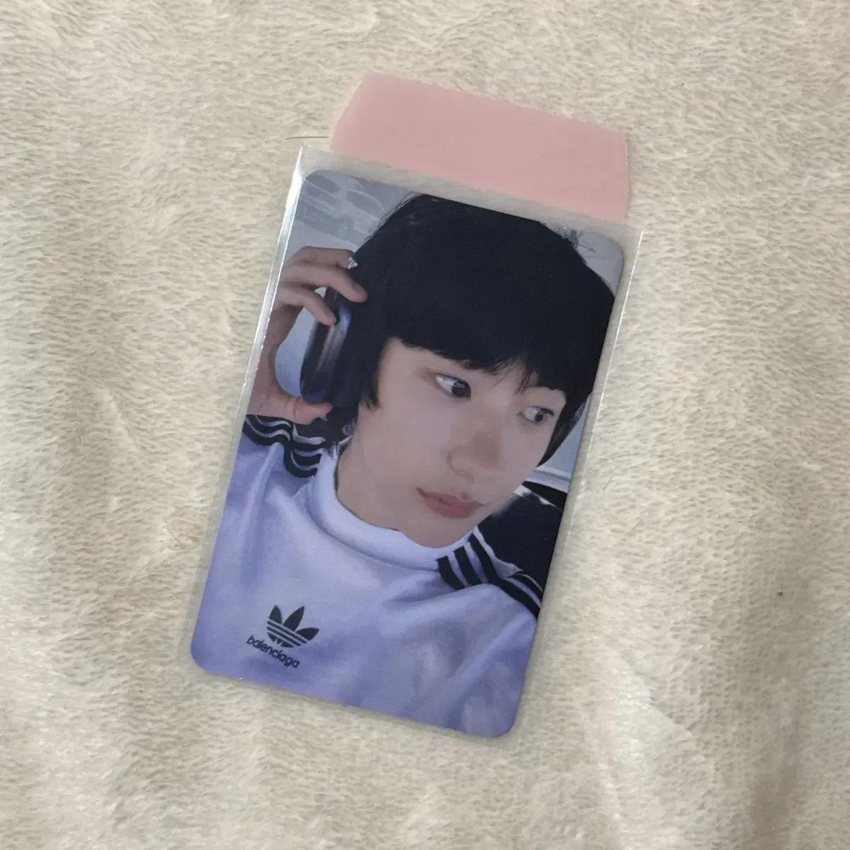 (hurry Up!) Riize Chanyoung Barnes&noble Exclusive Photocard Sung Chan Won Bin Eun Seok
(hurry Up!) Riize Chanyoung Barnes&noble Exclusive Photocard Sung Chan Won Bin Eun Seok