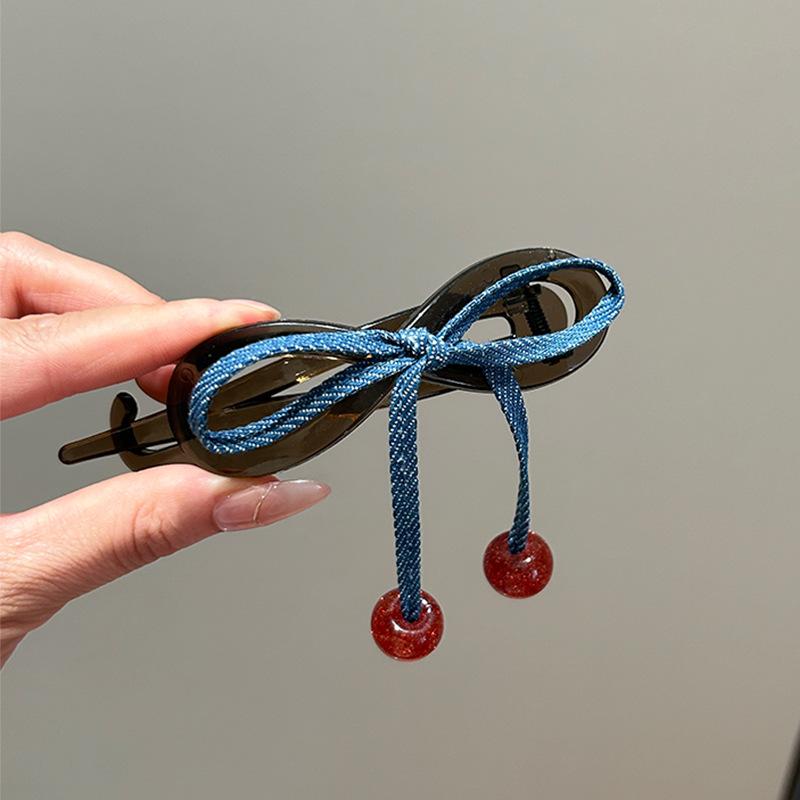 Cherry Cowboy Sweet Bow Resin One-Word Hair Clip Cute Women s Versatile Hairpin Non-Pulling Hair Accessory
Cherry Cowboy Sweet Bow Resin One-Word Hair Clip Cute Women s Versatile Hairpin Non-Pulling Hair Accessory
