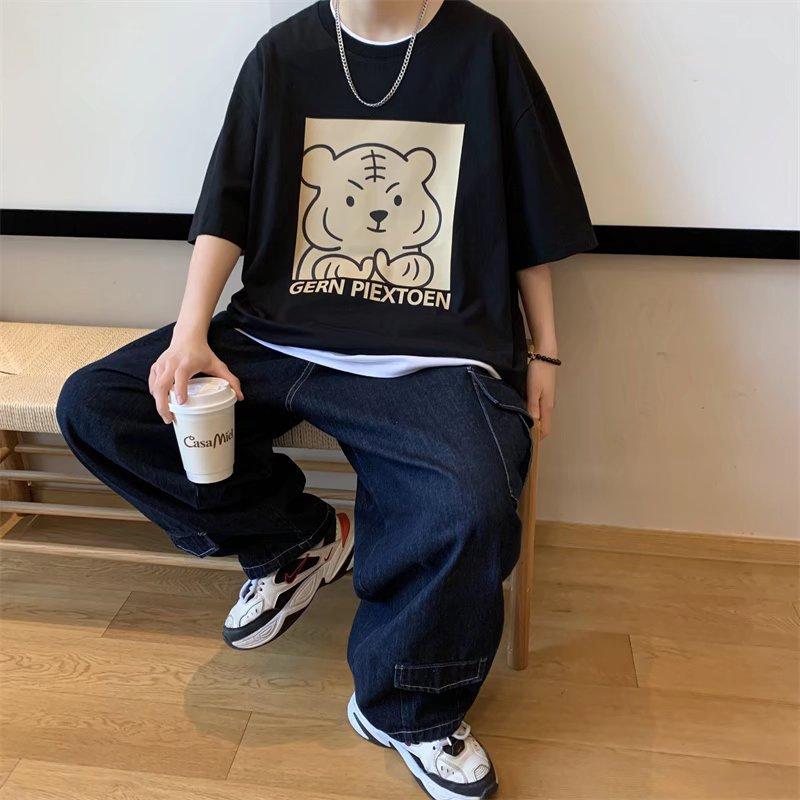 Футболка с короткими рукавами для мужчин 2024 года, модная, с рукавом пять дюймов, универсальная, повседневная, свободная, студенческая, с короткими рукавами, повседневная, модная, с принтом 4XL чёрный
Футболка с короткими рукавами для мужчин 2024 года, модная, с рукавом пять дюймов, универсальная, повседневная, свободная, студенческая, с короткими рукавами, повседневная, модная, с принтом 4XL чёрный