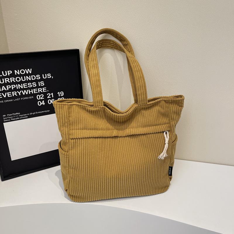 осень-зима 2025 новая вельветовая сумка женская большой вместимости повседневная на плечо для покупок модная通勤 тоут жёлтый
осень-зима 2025 новая вельветовая сумка женская большой вместимости повседневная на плечо для покупок модная通勤 тоут жёлтый