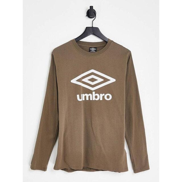 Темно-серая футболка с длинным рукавом и большим логотипом Umbro с тесьмой
Темно-серая футболка с длинным рукавом и большим логотипом Umbro с тесьмой