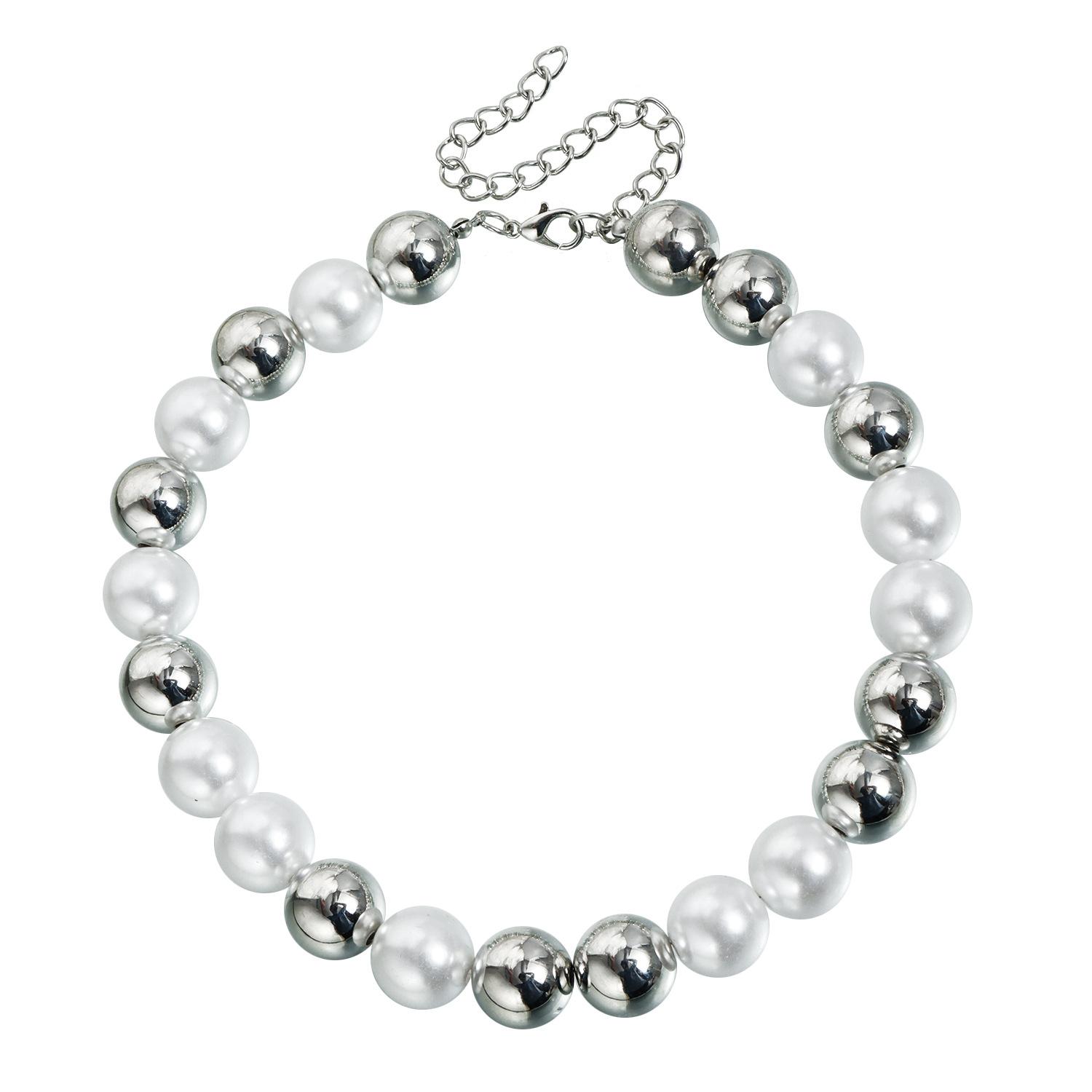 Silver ball neck chain exaggerated personality trend street racket large pearl splicing silver ball necklace
Silver ball neck chain exaggerated personality trend street racket large pearl splicing silver ball necklace