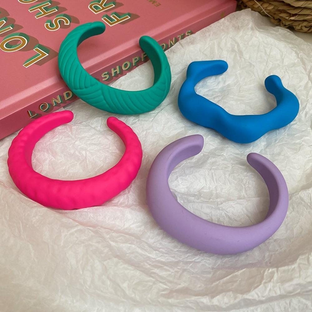 Irregular Acrylic Bangles Bohemian Retro Hand Ring Creative Chunky Bracelets Girls StyleC-Green
Irregular Acrylic Bangles Bohemian Retro Hand Ring Creative Chunky Bracelets Girls StyleC-Green