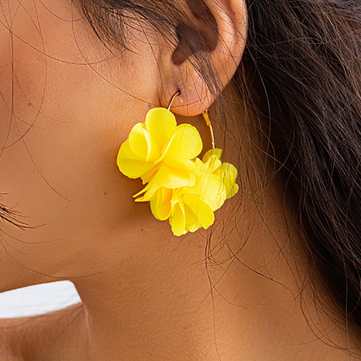 Salircon Bohemian Colorful Flower Pendant Earrings For Women Fashion Big Hoop Earrings Trend Aesthetics Summer Beach Jewelry жовтий
Salircon Bohemian Colorful Flower Pendant Earrings For Women Fashion Big Hoop Earrings Trend Aesthetics Summer Beach Jewelry жовтий