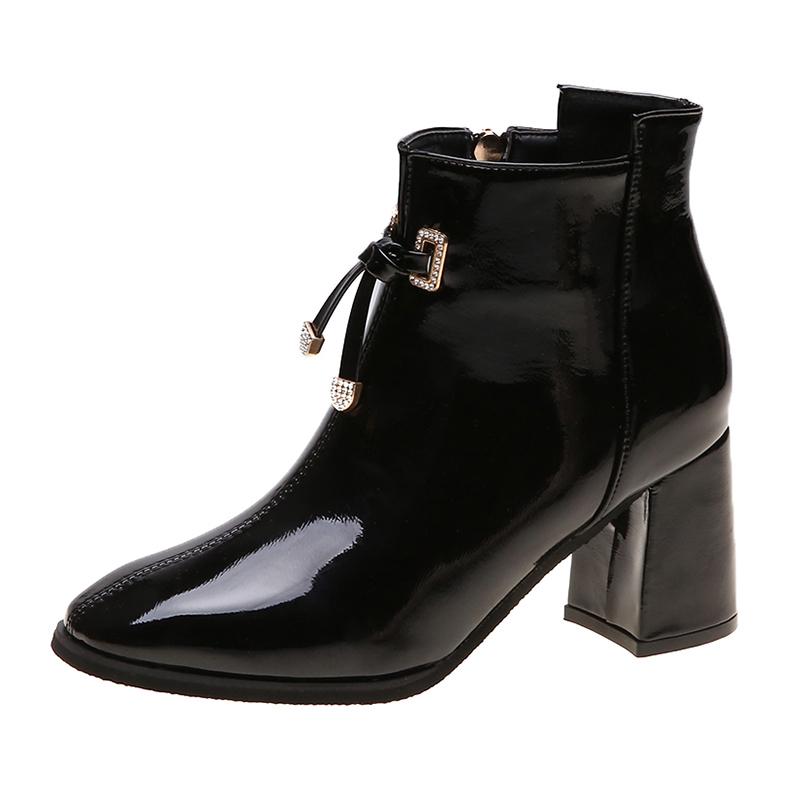 Жіночі модні сексуальні шкіряні туфлі на товстому каблуці Модні модні чоботи з діамантами Середні чоботи Жіноче взуття 35-40 36
Жіночі модні сексуальні шкіряні туфлі на товстому каблуці Модні модні чоботи з діамантами Середні чоботи Жіноче взуття 35-40 36