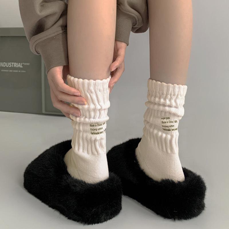 Socks Woman Autumn and Winter Thick Letter Print Middle Tube Unisex Knit Sport White Socks for Women One Size
Socks Woman Autumn and Winter Thick Letter Print Middle Tube Unisex Knit Sport White Socks for Women One Size