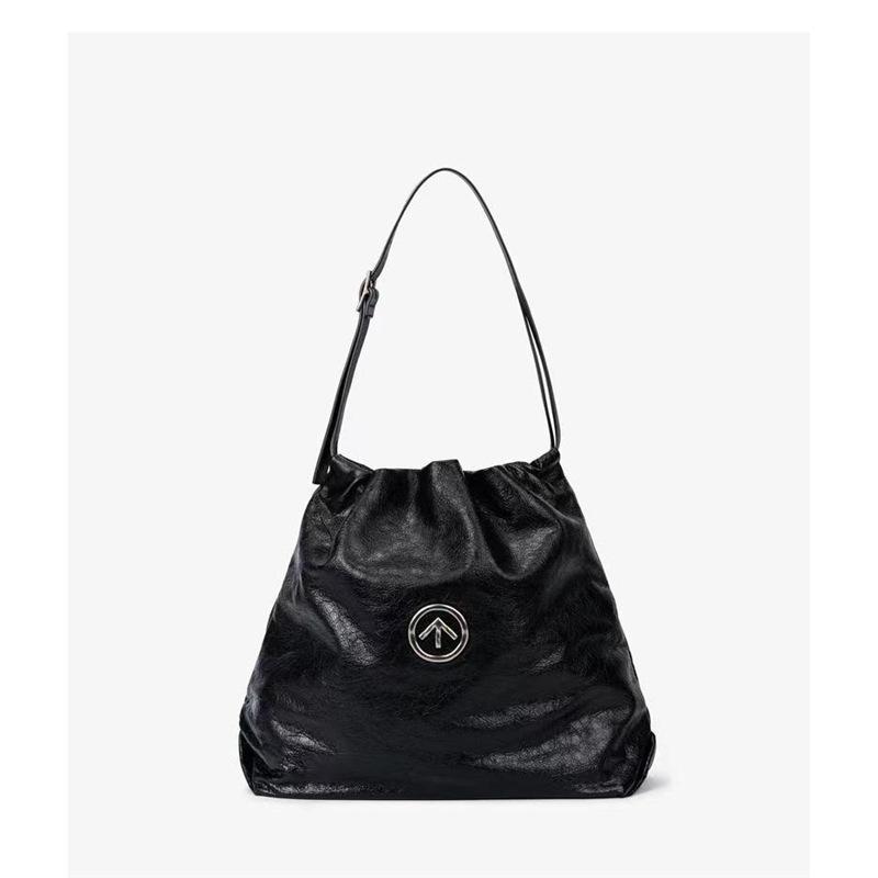 Leather garbage bag casual large-capacity computer bag medium and small child and mother bag shoulder crossbody soft bag
Leather garbage bag casual large-capacity computer bag medium and small child and mother bag shoulder crossbody soft bag