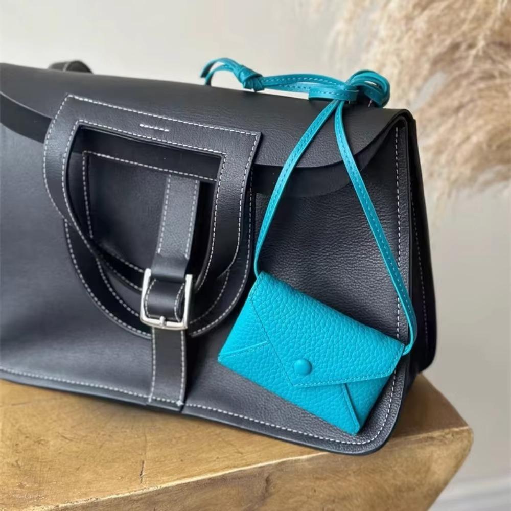 PU Leather Material PU Leather Shoulder Bag Mini Size Mini Pouch Fashion Accessories style D
PU Leather Material PU Leather Shoulder Bag Mini Size Mini Pouch Fashion Accessories style D