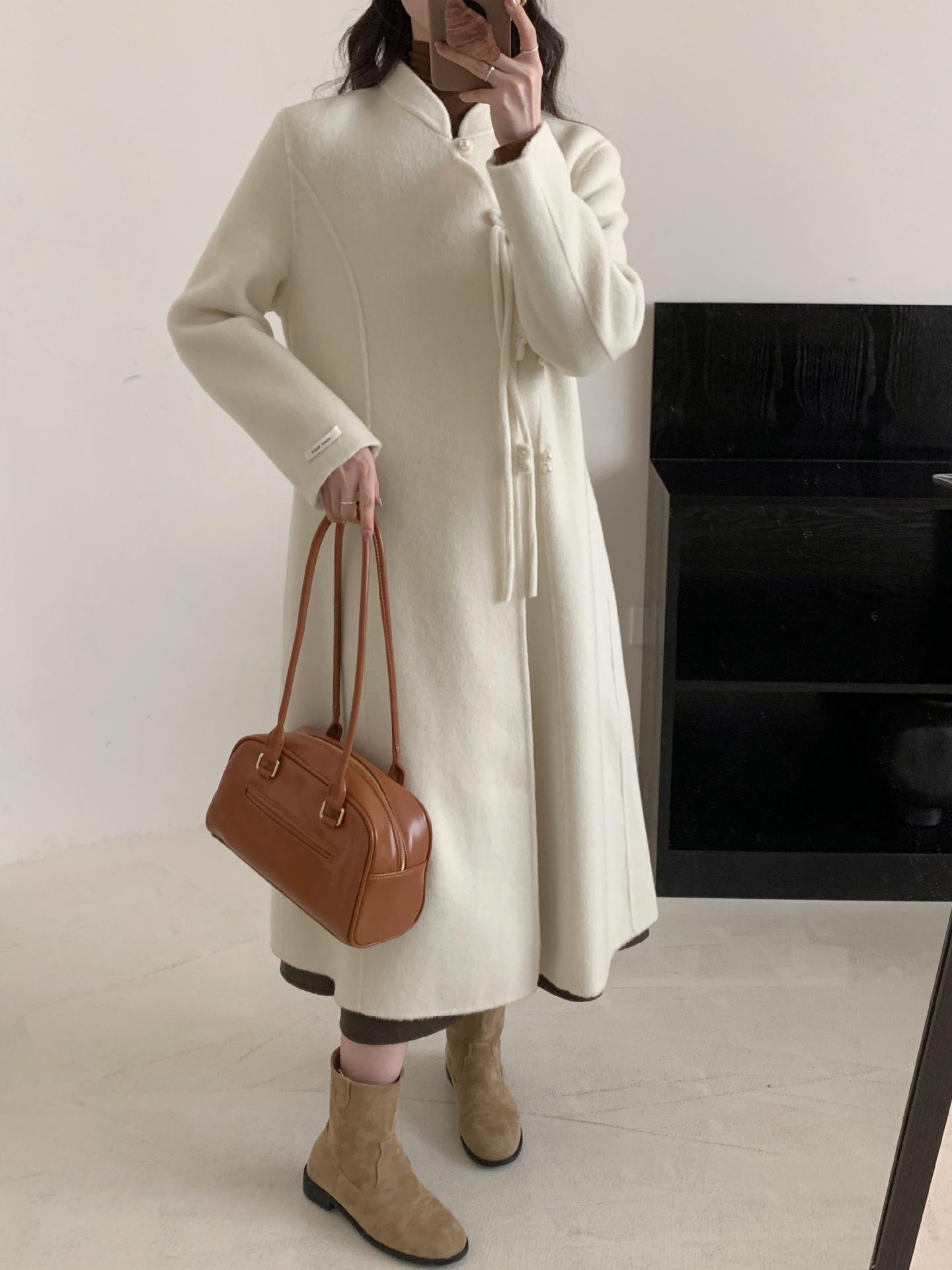 Hot-selling Chinese wool coat double-sided woolen long coat stand-up collar woolen coat new M білий
Hot-selling Chinese wool coat double-sided woolen long coat stand-up collar woolen coat new M білий