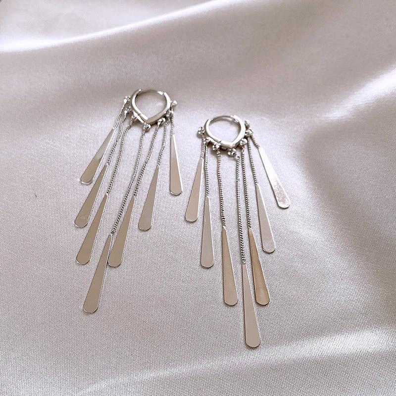 Premium Silver Color Metal Long Tassel Earrings Fashion Design Jewelry Ear Button For Girl Party Women s Exaggerated Accessories срібний
Premium Silver Color Metal Long Tassel Earrings Fashion Design Jewelry Ear Button For Girl Party Women s Exaggerated Accessories срібний