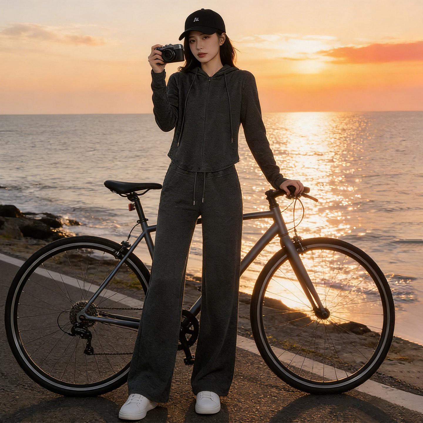 Women s Black-Gray Casual Sports Suit: Zipper Hooded Jacket & Wide-Leg Pants Set M
Women s Black-Gray Casual Sports Suit: Zipper Hooded Jacket & Wide-Leg Pants Set M