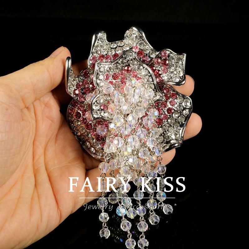 Тяжелая промышленность Супер Вспышка Полный Бриллиант Циркон Розовый Бриллиант Серьги-цветы Модные серьги-гвоздики с бахромой Брошь Высокое чувство Легкая роскошь
Тяжелая промышленность Супер Вспышка Полный Бриллиант Циркон Розовый Бриллиант Серьги-цветы Модные серьги-гвоздики с бахромой Брошь Высокое чувство Легкая роскошь