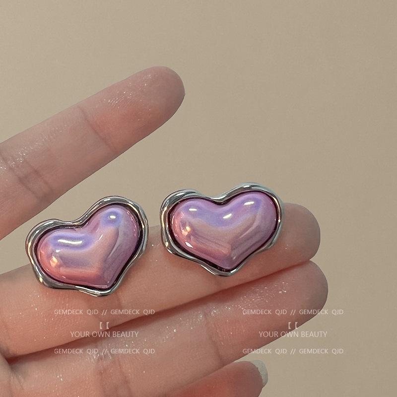 Niche design sense colorful purple and pink love earrings women, sweet and cool babes light luxury earrings fresh and sweet earrings 925 silver needle
Niche design sense colorful purple and pink love earrings women, sweet and cool babes light luxury earrings fresh and sweet earrings 925 silver needle