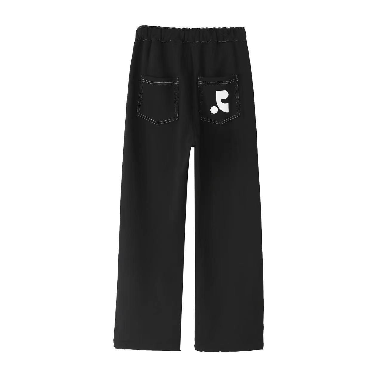 Корейские спортивные штаны с высокой талией и завязками на шнурке — женский свободный уличный стиль
Корейские спортивные штаны с высокой талией и завязками на шнурке — женский свободный уличный стиль