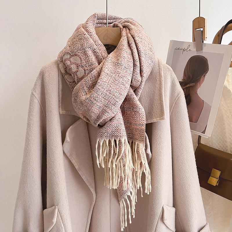 24 New Camellia Light Luxury Scarf Men s and Women s Fashion Thickened Versatile Shawl Premium Scarf 190CM
24 New Camellia Light Luxury Scarf Men s and Women s Fashion Thickened Versatile Shawl Premium Scarf 190CM