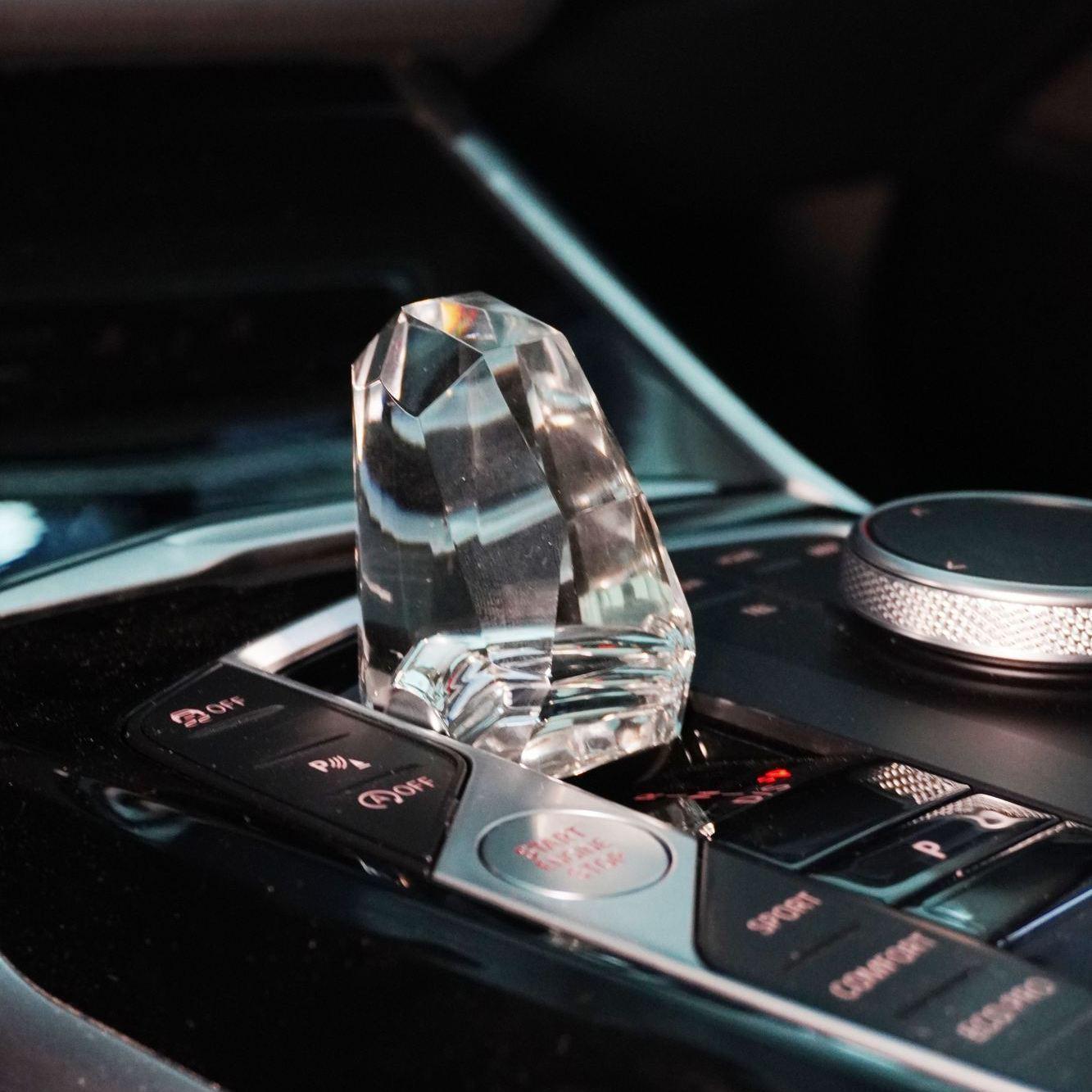 Orchid Crystal Gear Shift Knob Cover for BMW 3/4 Series, X1, X2, i3, i4
Orchid Crystal Gear Shift Knob Cover for BMW 3/4 Series, X1, X2, i3, i4