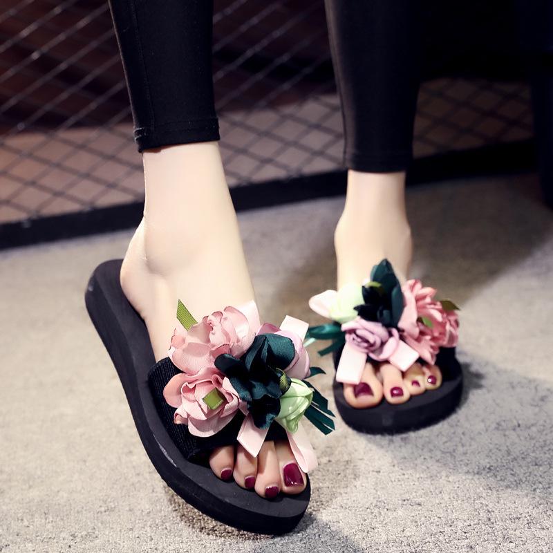 Designer Women Flowers Chunky Slippers Indoor Outdoor Versatile Woman Beach Casual Sandals Flip Flops Pinch Slides Mujer 41
Designer Women Flowers Chunky Slippers Indoor Outdoor Versatile Woman Beach Casual Sandals Flip Flops Pinch Slides Mujer 41