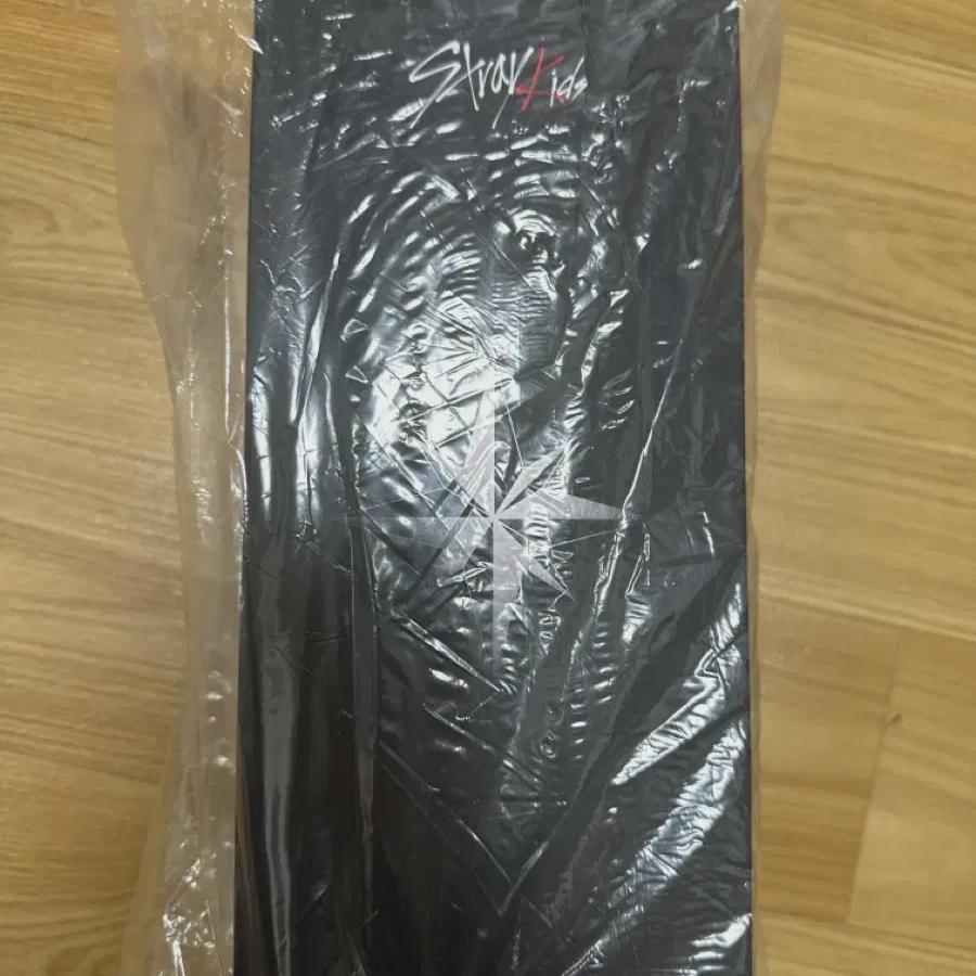 Straykids Compass 2 New Chimbong Lightstick нераспечатанный Hyunjin Yongbok Leeknow Han Seung-min Bang Chan-zer
Straykids Compass 2 New Chimbong Lightstick нераспечатанный Hyunjin Yongbok Leeknow Han Seung-min Bang Chan-zer