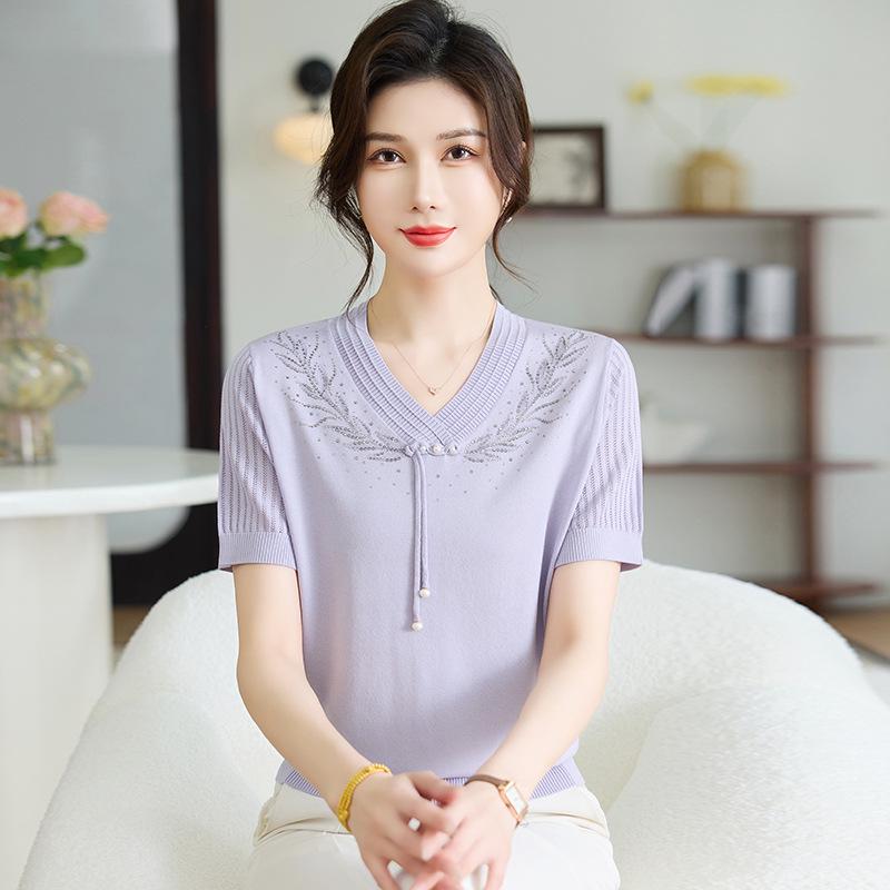 Mother s Day Gift: Summer Ice Silk Knit Top for Middle-Aged Women 3XL (Recommended for 67.5-80 kg)
Mother s Day Gift: Summer Ice Silk Knit Top for Middle-Aged Women 3XL (Recommended for 67.5-80 kg)