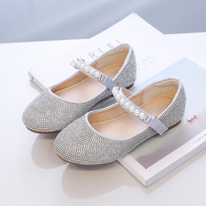 Кожаные туфли принцессы Эльзы с кристаллами для девочек - коллекция весна/осень 2024 30 серебряный
Кожаные туфли принцессы Эльзы с кристаллами для девочек - коллекция весна/осень 2024 30 серебряный