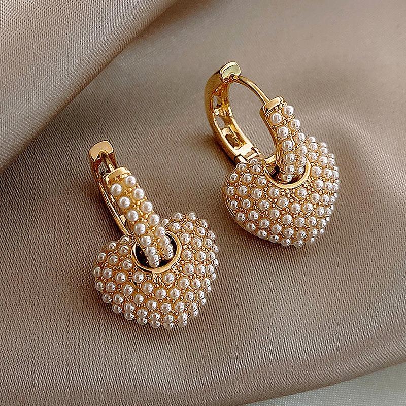Fashion Pearl Heart-shaped Earrings Elegant Geometric Heart-shaped Pendant Earrings 2 Styles of Wearing Style Jewelry Earring A
Fashion Pearl Heart-shaped Earrings Elegant Geometric Heart-shaped Pendant Earrings 2 Styles of Wearing Style Jewelry Earring A