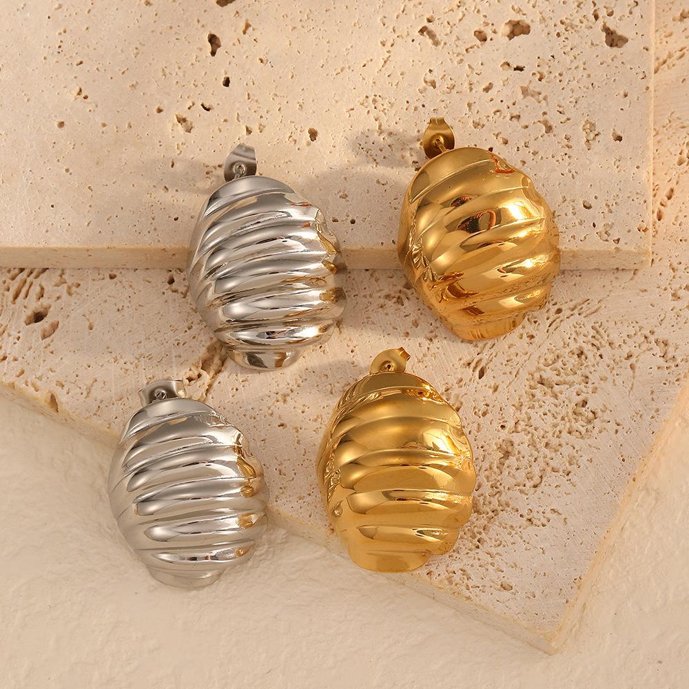 Metal Ball Stud Earrings Women s Simple Versatile Geometric Threaded Bread Stainless Steel Earrings
Metal Ball Stud Earrings Women s Simple Versatile Geometric Threaded Bread Stainless Steel Earrings