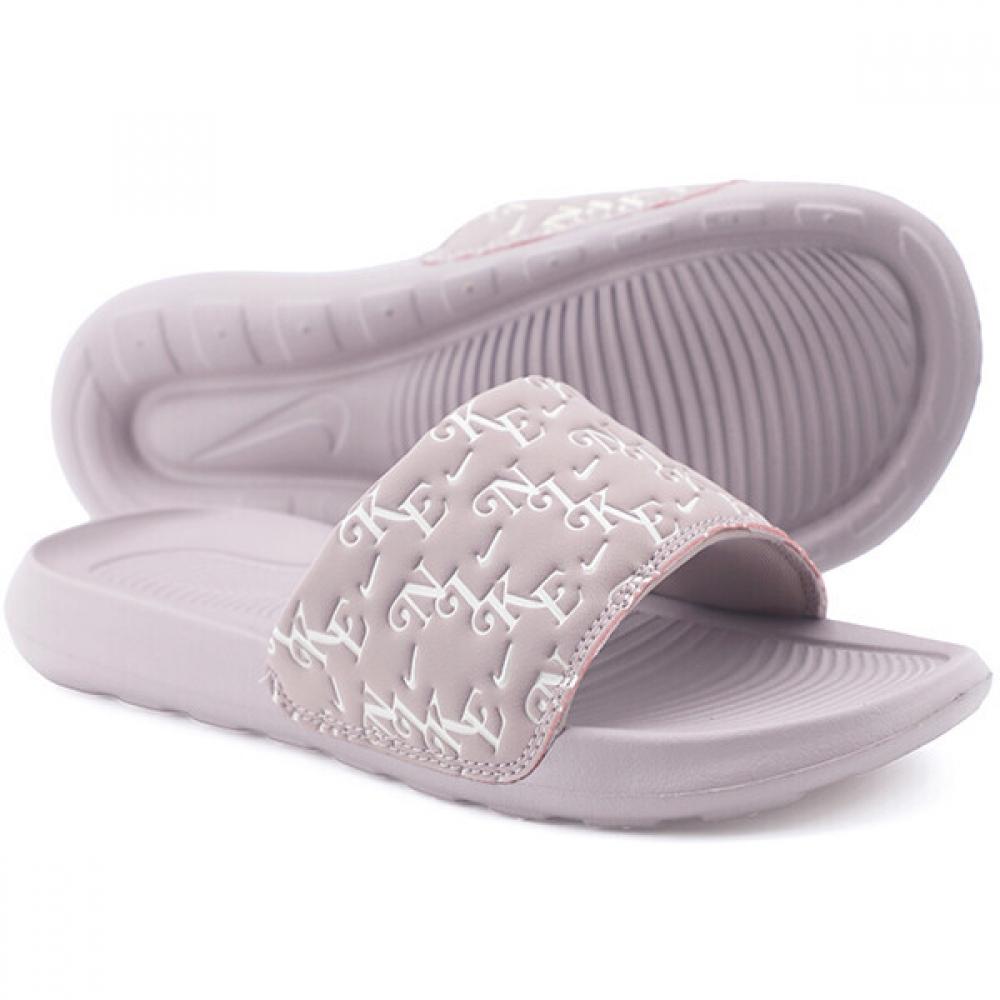 Шлепанцы Nike W Victory One HQ7022602/230
Шлепанцы Nike W Victory One HQ7022602/230