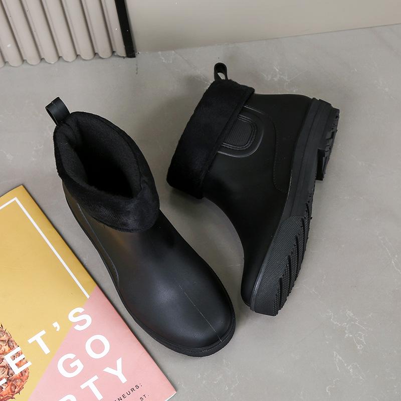 Trendy Pink Short Ankle Rain Boots for Girls - Non-Slip, Low Heel, Cute Waterproof Rubber Shoes 36 чёрный
Trendy Pink Short Ankle Rain Boots for Girls - Non-Slip, Low Heel, Cute Waterproof Rubber Shoes 36 чёрный
