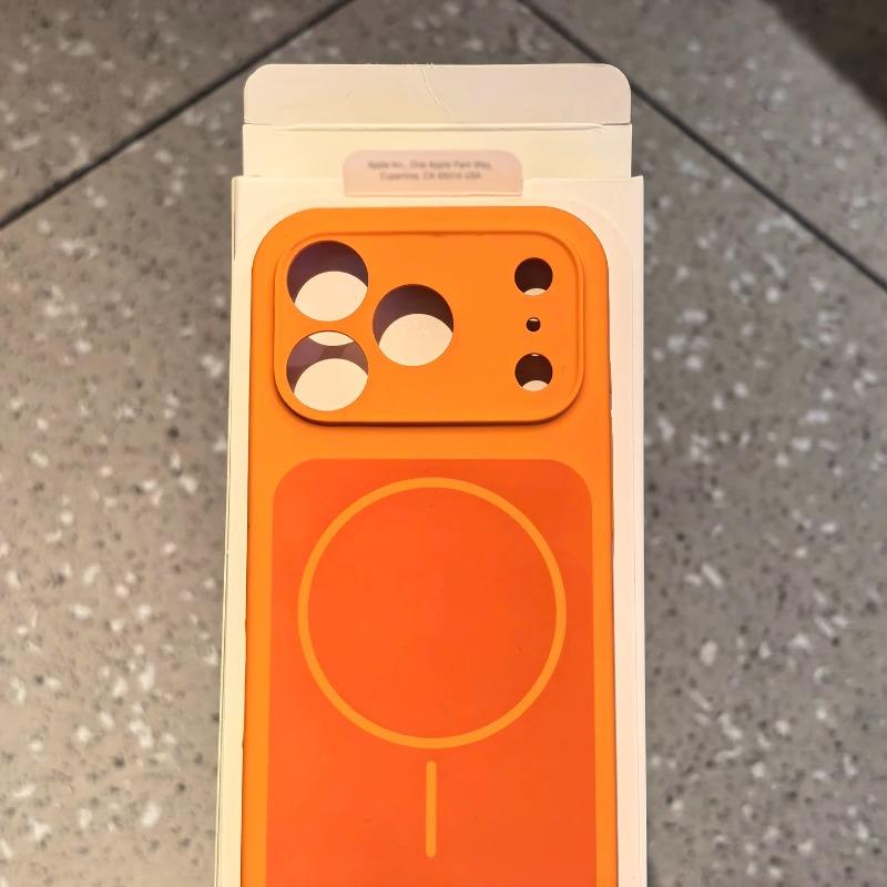 Original Pure Color Liquid Silicone for Magsafe Case For iPhone17Air 17Pro 17 Pro Max Large Window Skin Feeling Shockproof Cover 17
Original Pure Color Liquid Silicone for Magsafe Case For iPhone17Air 17Pro 17 Pro Max Large Window Skin Feeling Shockproof Cover 17
