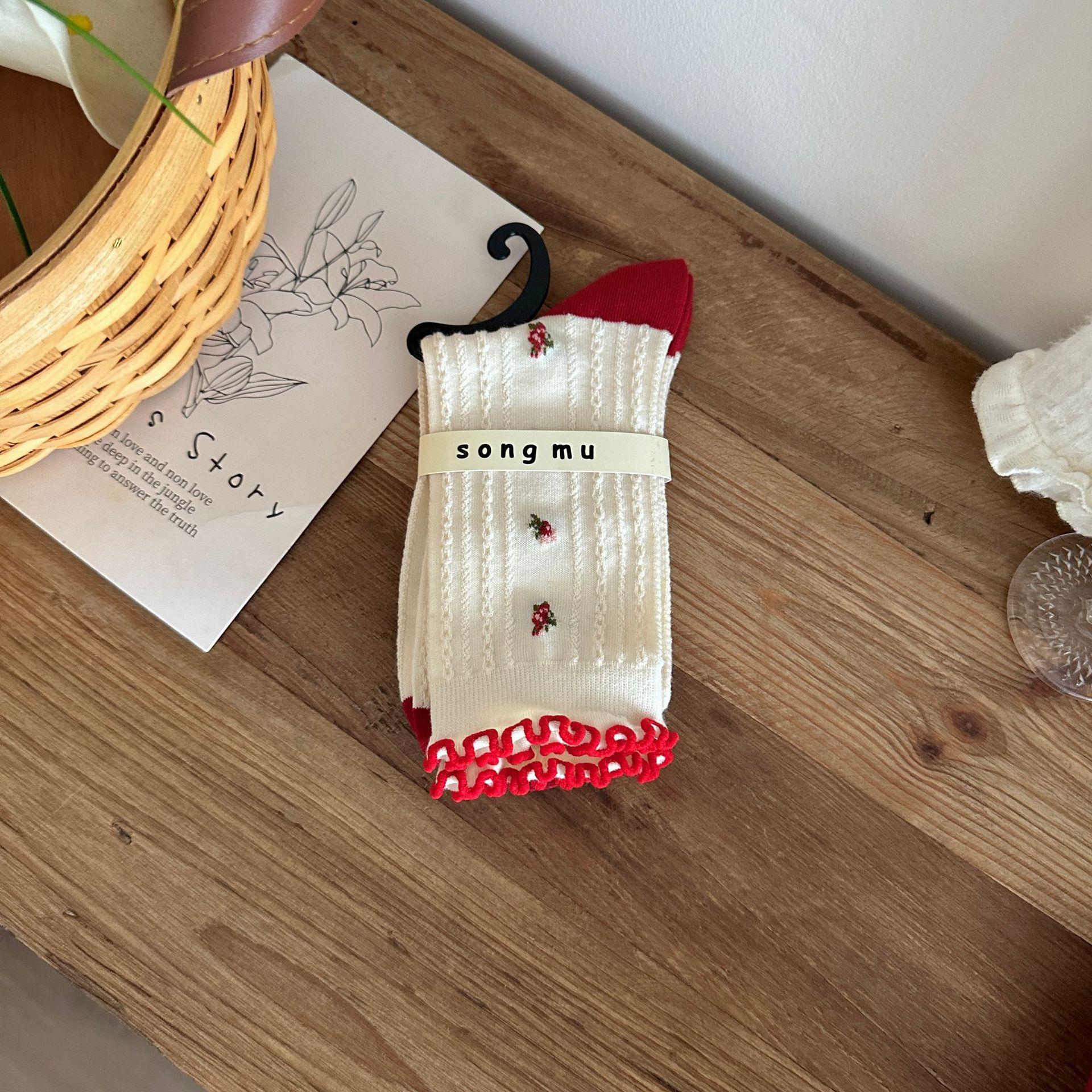 Женские новые осенне-зимние носки с бантом в рубчик 1 pair
Женские новые осенне-зимние носки с бантом в рубчик 1 pair