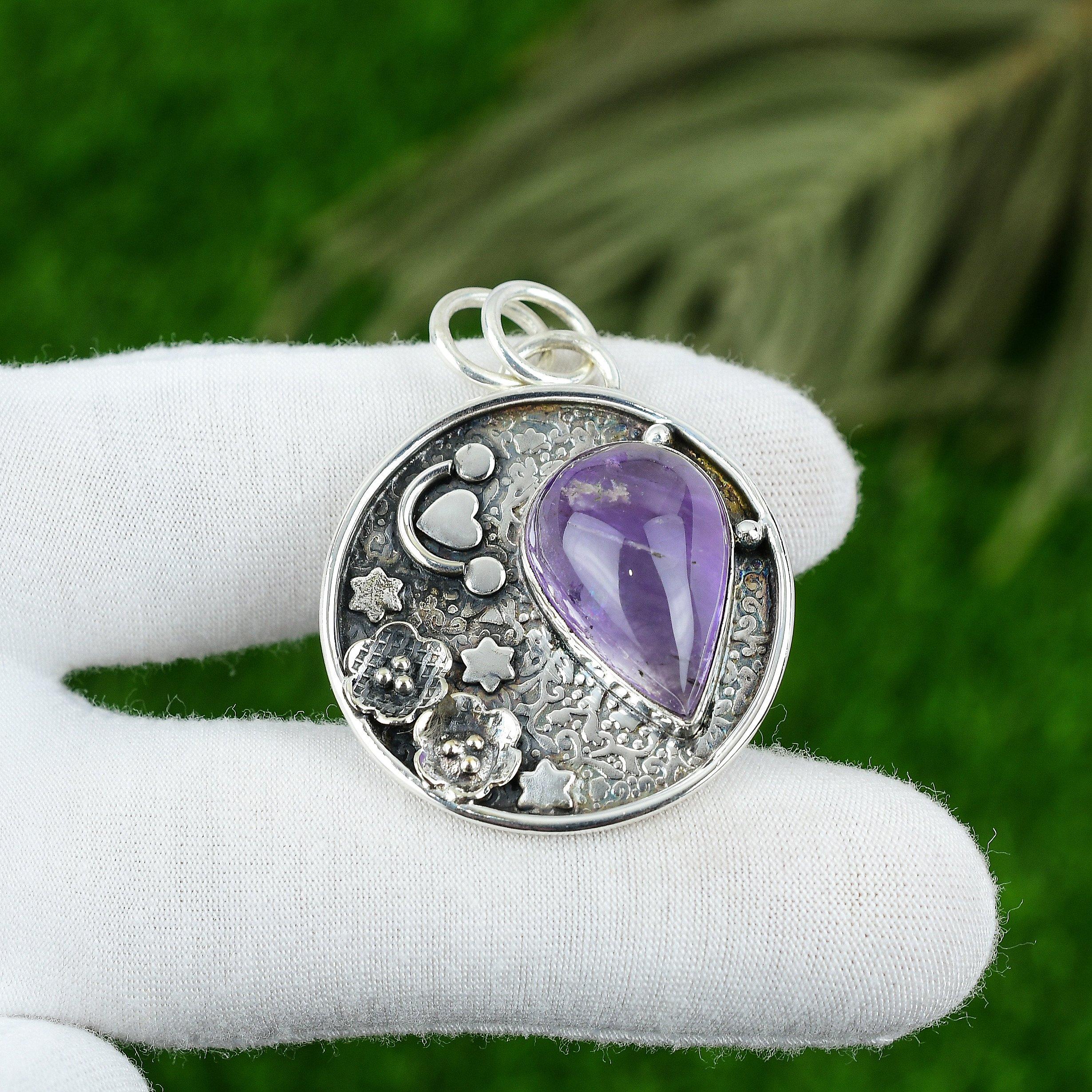 Natural Star Amethyst Gemstone Pendant Purple 925 Sterling Silver Indian Jewelry
Natural Star Amethyst Gemstone Pendant Purple 925 Sterling Silver Indian Jewelry