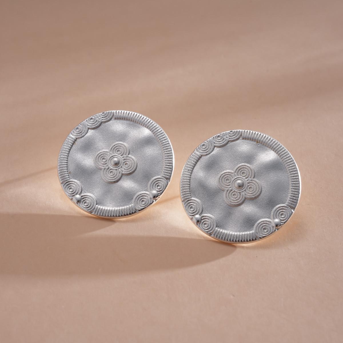DIGADAGU Alloy Oval Embossed Flower Stud Earrings New Simple Exaggerated Earrings Women Party Zircon Accessories медный
DIGADAGU Alloy Oval Embossed Flower Stud Earrings New Simple Exaggerated Earrings Women Party Zircon Accessories медный