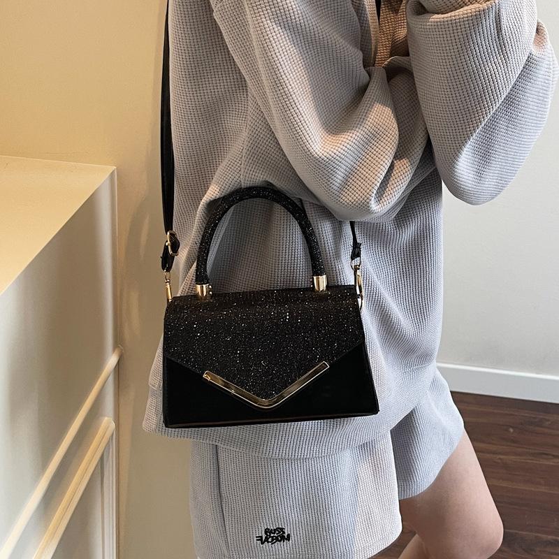 Splicing fashionable new texture large capacity fresh 2025 temperament shopping shoulder crossbody small square bag woman рожевий
Splicing fashionable new texture large capacity fresh 2025 temperament shopping shoulder crossbody small square bag woman рожевий