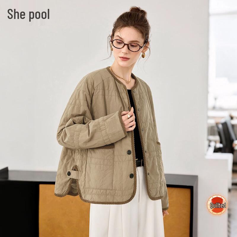 Shechi Women s Vintage Round Neck Padded Jacket M
Shechi Women s Vintage Round Neck Padded Jacket M