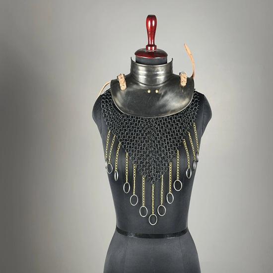 Brave Lady Armor Medieval Knight Gorget Armor with Chainmail Female Costume Best Gift for Her
Brave Lady Armor Medieval Knight Gorget Armor with Chainmail Female Costume Best Gift for Her