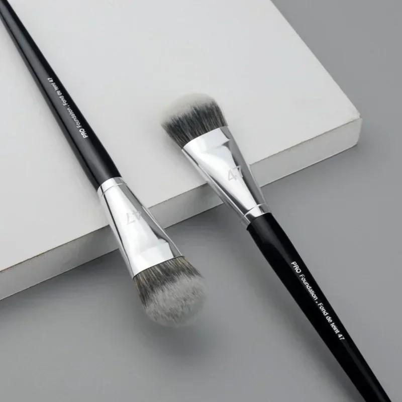 Профессиональная кисть для тональной основы 47 Broom Head Жидкая основа Тени Восстанавливающие кисти Женская основа для лица Косметические принадлежности
Профессиональная кисть для тональной основы 47 Broom Head Жидкая основа Тени Восстанавливающие кисти Женская основа для лица Косметические принадлежности