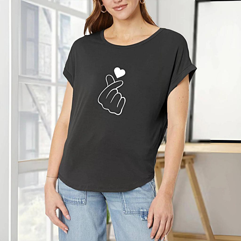 Женская футболка с коротким рукавом
Женская футболка с коротким рукавом